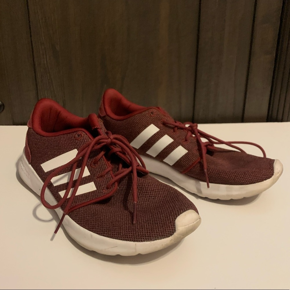Adidas Neo Cloudfoam Sneakers in Maroon